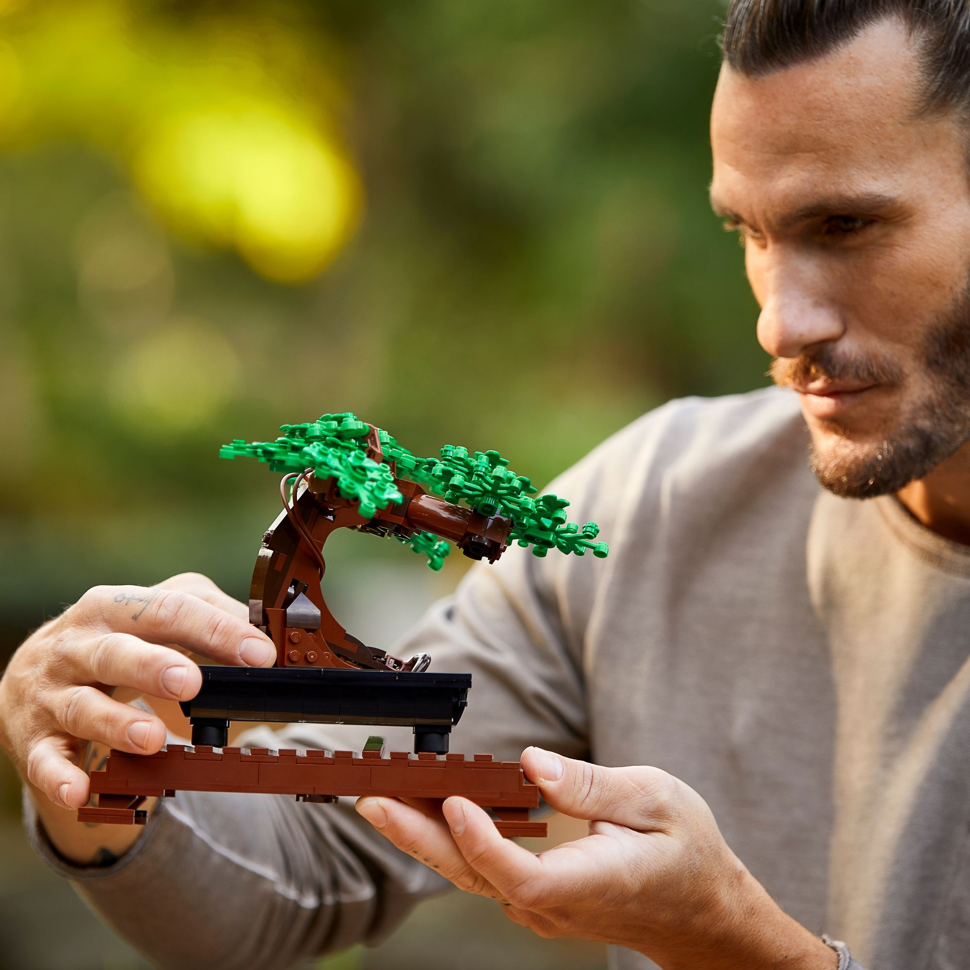 LEGO Adult Builders Expert Bonsai Tree 10281 - Image 4
