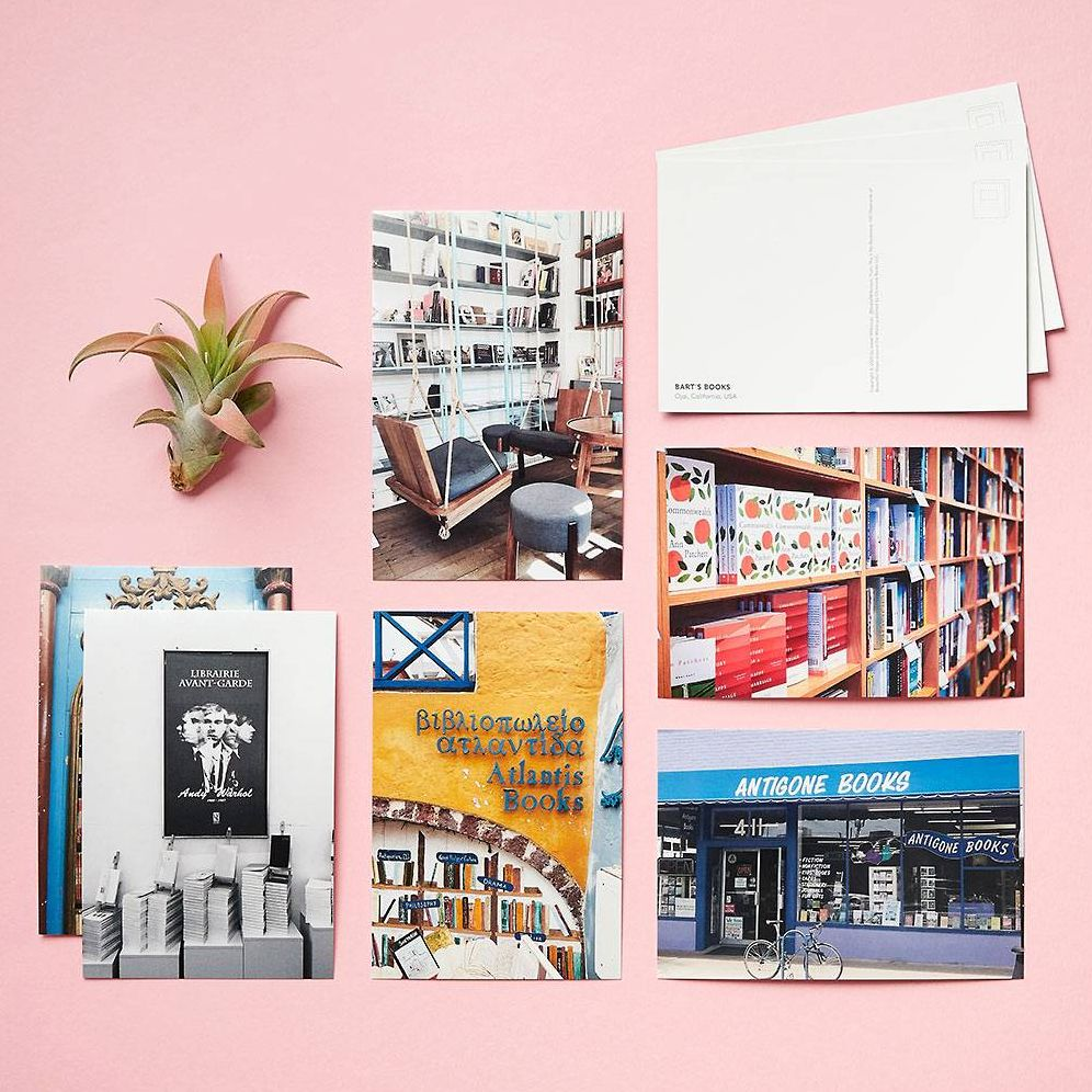 This Is My Bookstore: 100 Postcards of Beautiful Shops around the World - Image 2